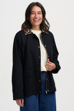 Load image into Gallery viewer, SUGAR HILL Raye Barn Jacket Black/Leopard Collar
