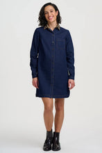 Load image into Gallery viewer, SUGAR HILL Ilsa Denim Dress Indigo Denim Leopard Collar