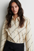 Load image into Gallery viewer, SECOND FEMALE Jasmina Shirt Summer Sand